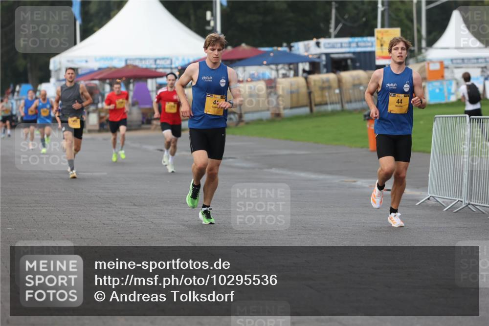 13.09.2026 - Kiel Lauf Andreas Tolksdorf http://msf.ph/oto/10295536 13.09.2026 09:21:10 Kiellinie 38, 4, 44 meine-sportfotos.de