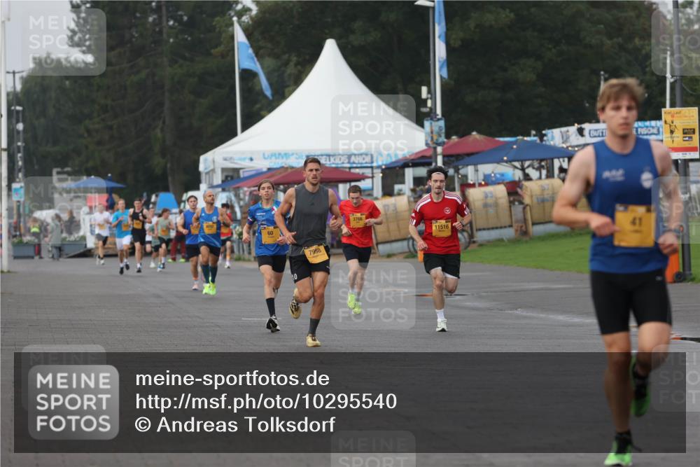 13.09.2026 - Kiel Lauf Andreas Tolksdorf http://msf.ph/oto/10295540 13.09.2026 09:21:12 Kiellinie 60, 10, 7958, 3766, 11516 meine-sportfotos.de