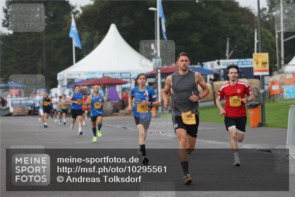 13.09.2026 - Kiel Lauf Andreas Tolksdorf http://msf.ph/oto/10295561 13.09.2026 09:21:14 Kiellinie 60, 7958, 39, 11516 meine-sportfotos.de
