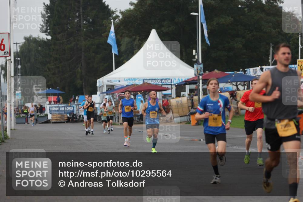 13.09.2026 - Kiel Lauf Andreas Tolksdorf http://msf.ph/oto/10295564 13.09.2026 09:21:15 Kiellinie 6, 160, 5332, 8092 meine-sportfotos.de