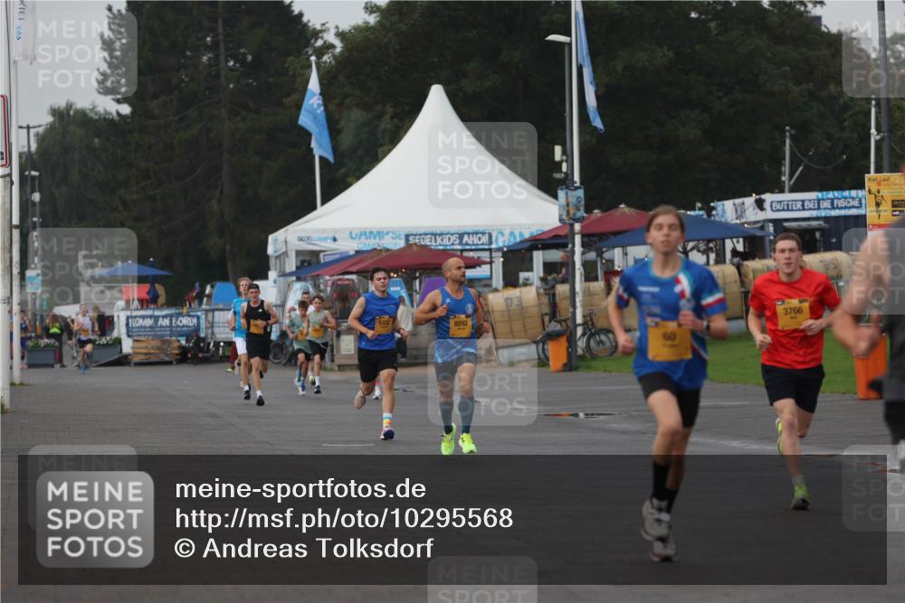 13.09.2026 - Kiel Lauf Andreas Tolksdorf http://msf.ph/oto/10295568 13.09.2026 09:21:16 Kiellinie 160, 5332, 8092, 3766 meine-sportfotos.de