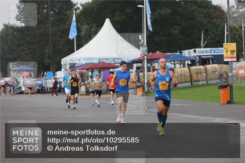 13.09.2026 - Kiel Lauf Andreas Tolksdorf http://msf.ph/oto/10295585 13.09.2026 09:21:19 Kiellinie 5332, 8092 meine-sportfotos.de