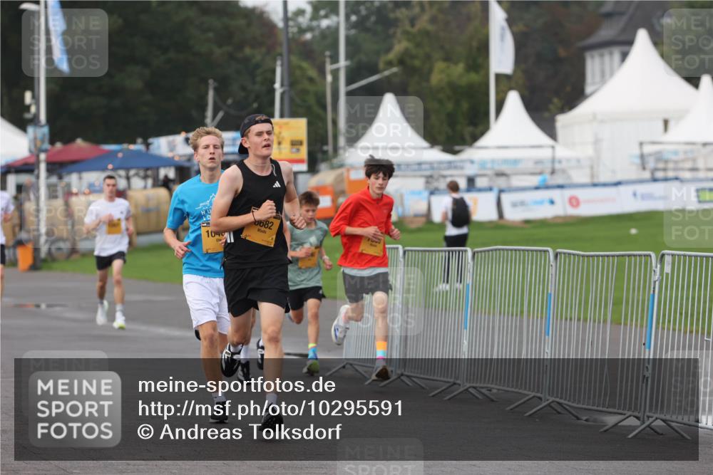 13.09.2026 - Kiel Lauf Andreas Tolksdorf http://msf.ph/oto/10295591 13.09.2026 09:21:27 Kiellinie 0682, 10 meine-sportfotos.de