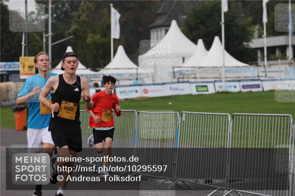 13.09.2026 - Kiel Lauf Andreas Tolksdorf http://msf.ph/oto/10295597 13.09.2026 09:21:28 Kiellinie 6682, 7305 meine-sportfotos.de
