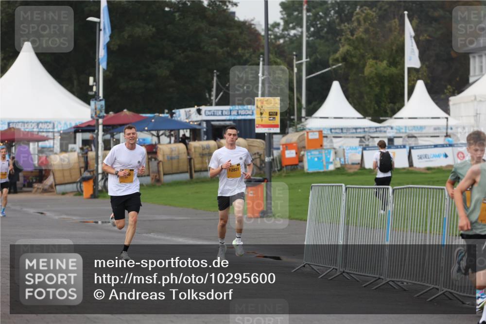 13.09.2026 - Kiel Lauf Andreas Tolksdorf http://msf.ph/oto/10295600 13.09.2026 09:21:29 Kiellinie 12831 meine-sportfotos.de
