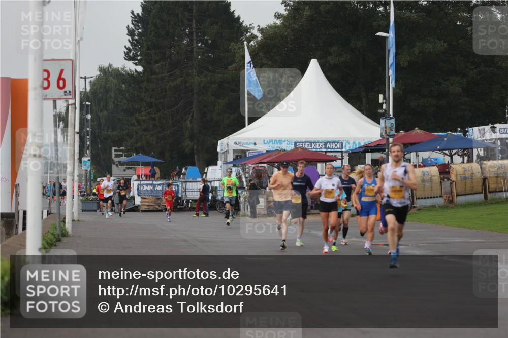 13.09.2026 - Kiel Lauf Andreas Tolksdorf http://msf.ph/oto/10295641 13.09.2026 09:21:36 Kiellinie 86, 2, 337, 1719 meine-sportfotos.de
