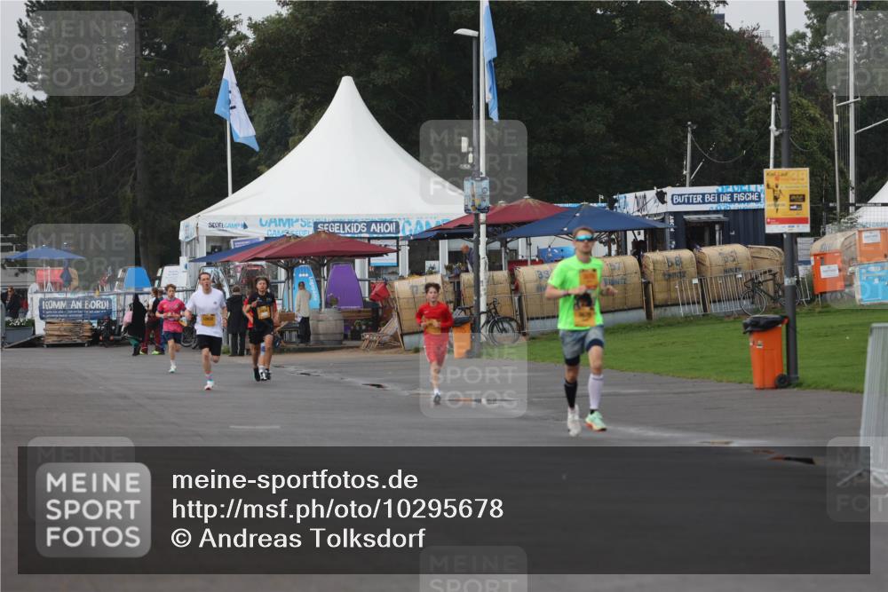 13.09.2026 - Kiel Lauf Andreas Tolksdorf http://msf.ph/oto/10295678 13.09.2026 09:21:47 Kiellinie  meine-sportfotos.de