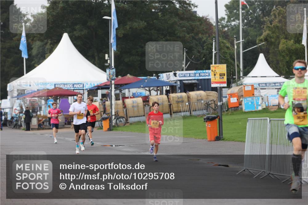 13.09.2026 - Kiel Lauf Andreas Tolksdorf http://msf.ph/oto/10295708 13.09.2026 09:21:52 Kiellinie 12832, 9610, 3678, 3679 meine-sportfotos.de