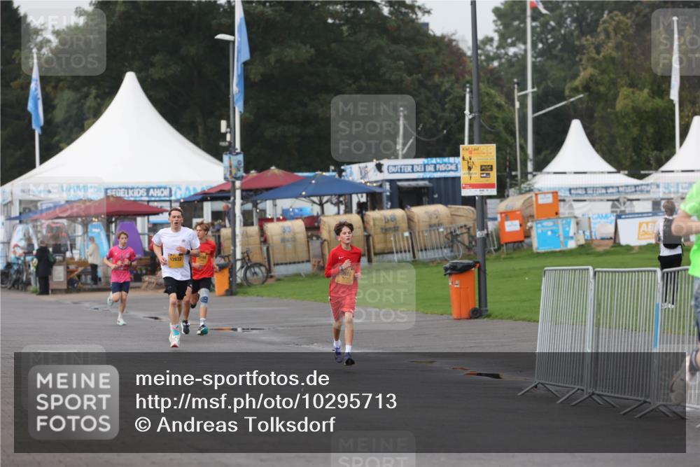 13.09.2026 - Kiel Lauf Andreas Tolksdorf http://msf.ph/oto/10295713 13.09.2026 09:21:52 Kiellinie 12832, 3168, 9610 meine-sportfotos.de