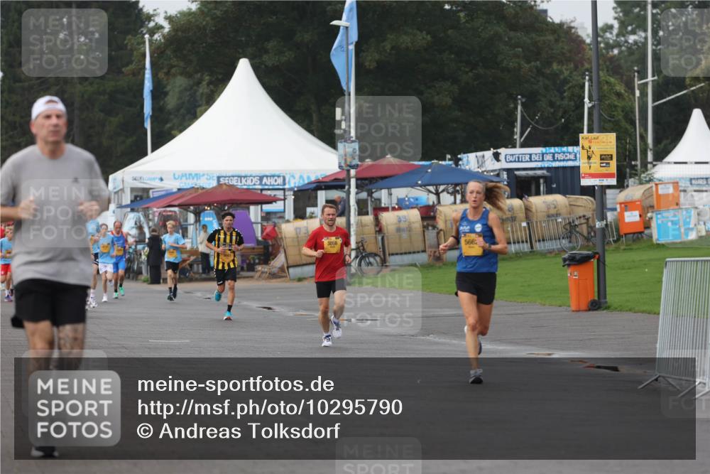 13.09.2026 - Kiel Lauf Andreas Tolksdorf http://msf.ph/oto/10295790 13.09.2026 09:22:28 Kiellinie 3866, 566 meine-sportfotos.de