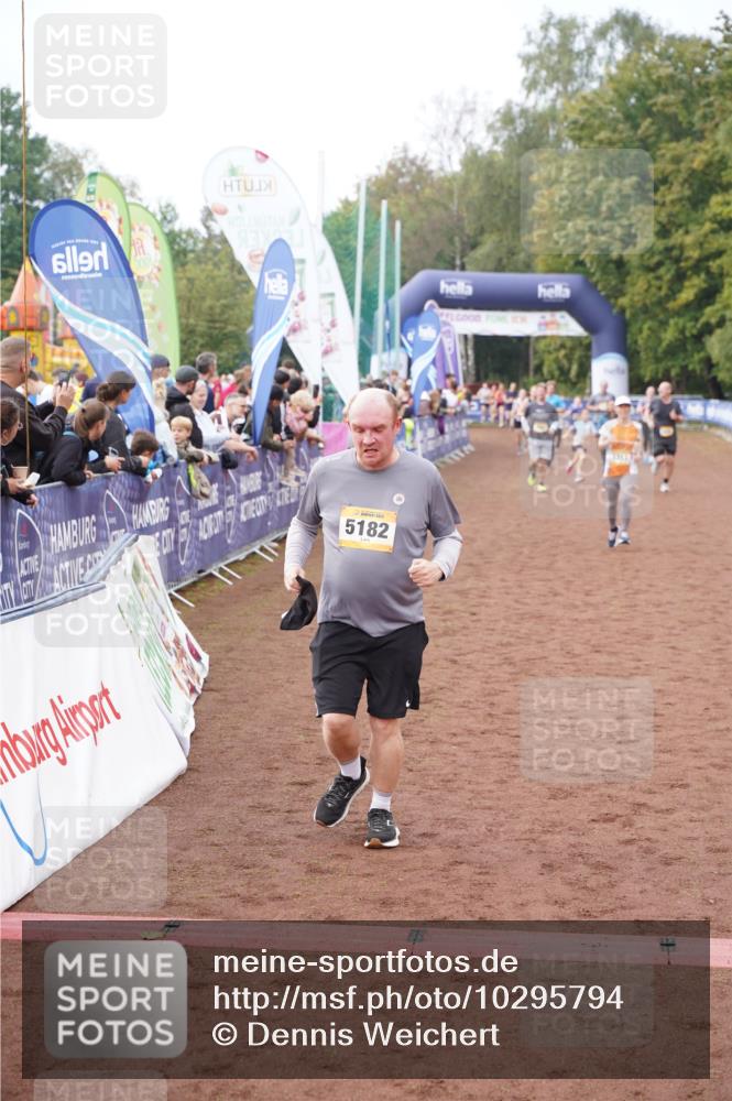 13.09.2026 - Airport Race Dennis Weichert http://msf.ph/oto/10295794 13.09.2026 10:33:00 Ziel 5019, 5182 meine-sportfotos.de