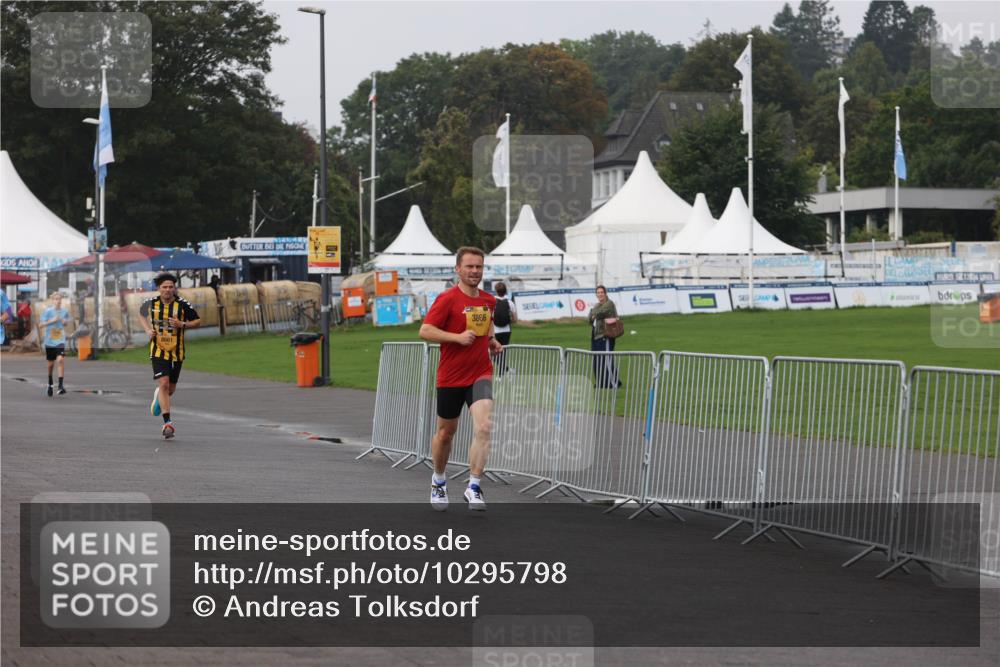 13.09.2026 - Kiel Lauf Andreas Tolksdorf http://msf.ph/oto/10295798 13.09.2026 09:22:34 Kiellinie 3866 meine-sportfotos.de