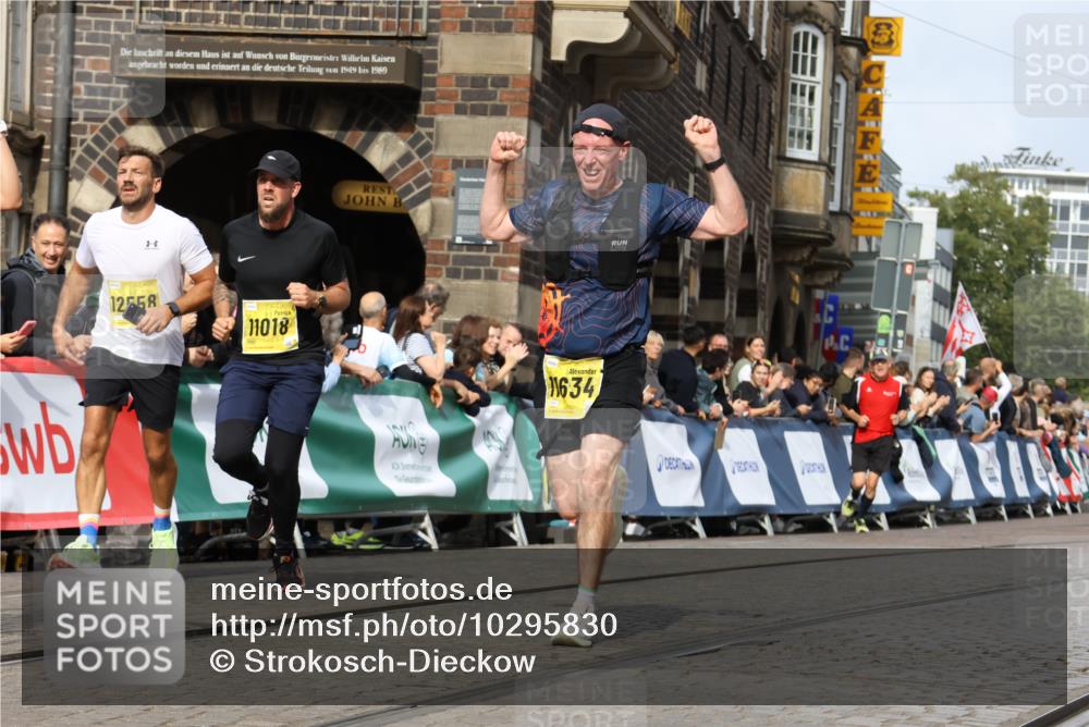 13.09.2026 - 21. swb-Marathon Bremen Strokosch-Dieckow http://msf.ph/oto/10295830 13.09.2026 10:47:57 Ziel 10172, 10210, 10223, 10270, 10393, 10592, 10594, 10807, 10860, 10873, 11018, 11130, 11469, 11634, 11646, 11809, 11894, 12077, 12296, 12318, 12547, 13521, 10142, 10316, 10329, 11058, 11193, 12354, 12487, 13620 meine-sportfotos.de