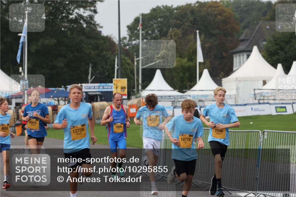13.09.2026 - Kiel Lauf Andreas Tolksdorf http://msf.ph/oto/10295855 13.09.2026 09:22:43 Kiellinie 8658, 4975, 12726, 1806, 4737, 10778, 7546 meine-sportfotos.de