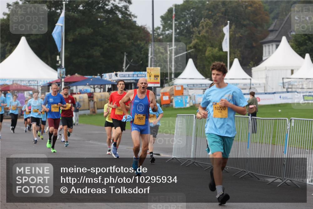 13.09.2026 - Kiel Lauf Andreas Tolksdorf http://msf.ph/oto/10295934 13.09.2026 09:23:01 Kiellinie 10444, 7855, 7827, 5277, 10220 meine-sportfotos.de