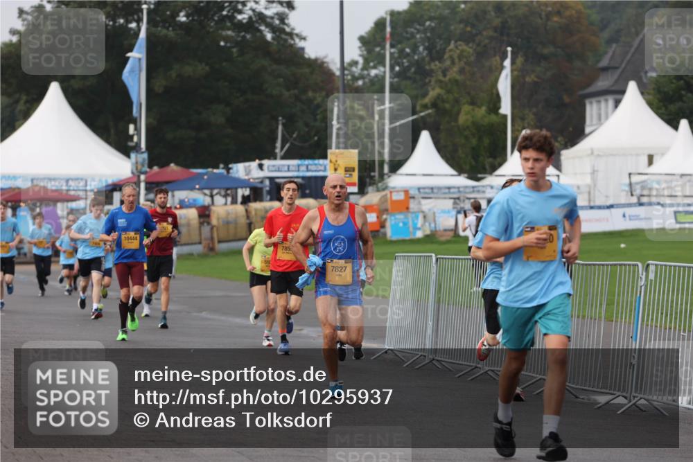 13.09.2026 - Kiel Lauf Andreas Tolksdorf http://msf.ph/oto/10295937 13.09.2026 09:23:02 Kiellinie 10444, 59, 785, 7827 meine-sportfotos.de