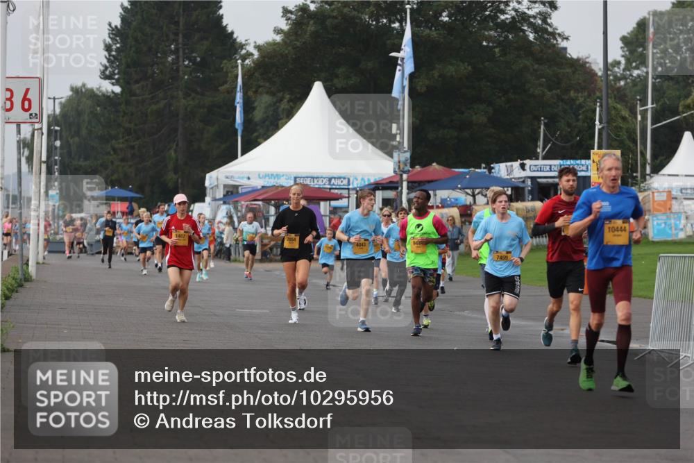 13.09.2026 - Kiel Lauf Andreas Tolksdorf http://msf.ph/oto/10295956 13.09.2026 09:23:05 Kiellinie 36, 1487, 4043, 944, 7459, 68, 10444 meine-sportfotos.de