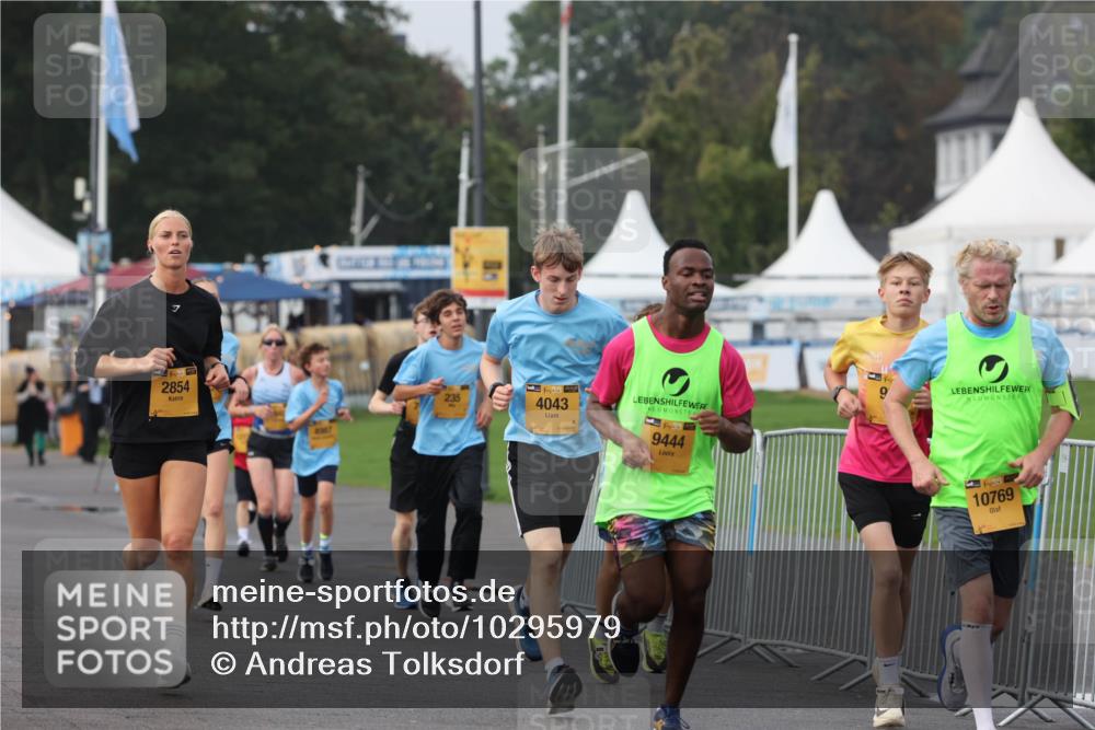 13.09.2026 - Kiel Lauf Andreas Tolksdorf http://msf.ph/oto/10295979 13.09.2026 09:23:10 Kiellinie 2854, 38, 4043, 9444, 38, 10769 meine-sportfotos.de