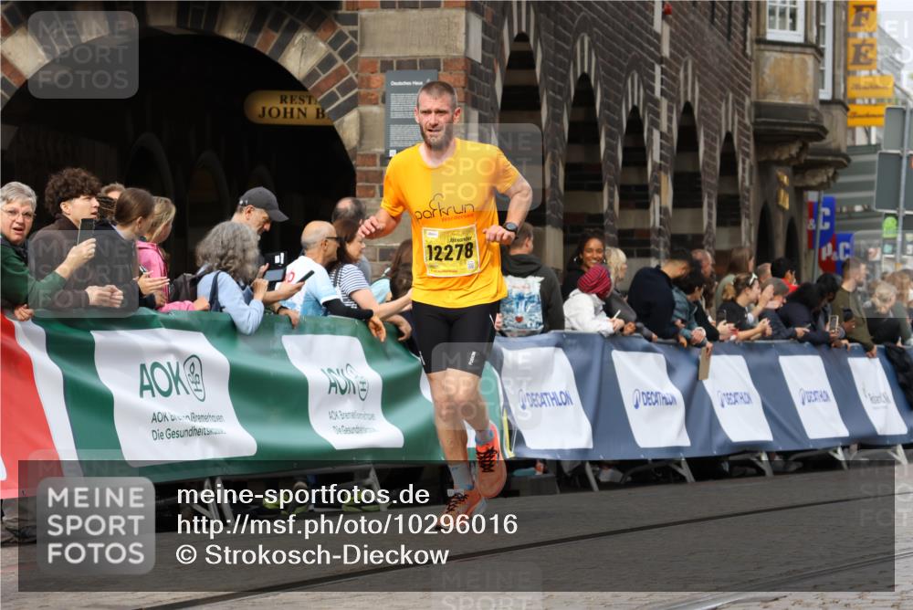 13.09.2026 - 21. swb-Marathon Bremen Strokosch-Dieckow http://msf.ph/oto/10296016 13.09.2026 10:48:03 Ziel 10172, 10210, 10223, 10393, 10592, 10594, 10860, 10873, 11018, 11130, 11634, 11809, 11894, 12077, 12318, 12547, 12558, 10316, 10329, 10638, 11058, 11135, 11193, 11241, 11781 meine-sportfotos.de