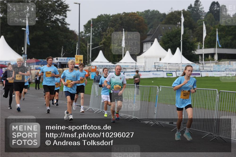 13.09.2026 - Kiel Lauf Andreas Tolksdorf http://msf.ph/oto/10296027 13.09.2026 09:23:22 Kiellinie 100, 5534, 10690, 5398, 3522 meine-sportfotos.de