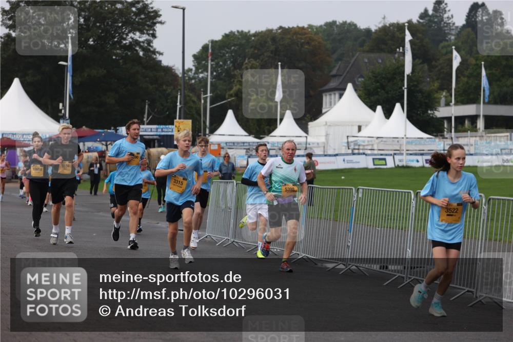 13.09.2026 - Kiel Lauf Andreas Tolksdorf http://msf.ph/oto/10296031 13.09.2026 09:23:22 Kiellinie 10656, 5534, 3315, 5398, 3522 meine-sportfotos.de