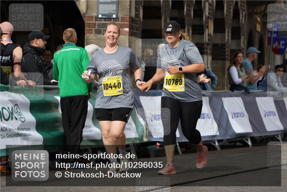 13.09.2026 - 21. swb-Marathon Bremen Strokosch-Dieckow http://msf.ph/oto/10296035 13.09.2026 11:27:30 Ziel  meine-sportfotos.de