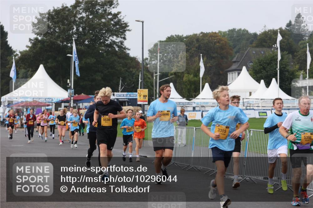 13.09.2026 - Kiel Lauf Andreas Tolksdorf http://msf.ph/oto/10296044 13.09.2026 09:23:24 Kiellinie 5534, 9825, 10415, 0690, 3315, 5398 meine-sportfotos.de