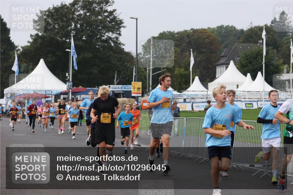 13.09.2026 - Kiel Lauf Andreas Tolksdorf http://msf.ph/oto/10296045 13.09.2026 09:23:24 Kiellinie 5534, 0415, 090, 3315 meine-sportfotos.de