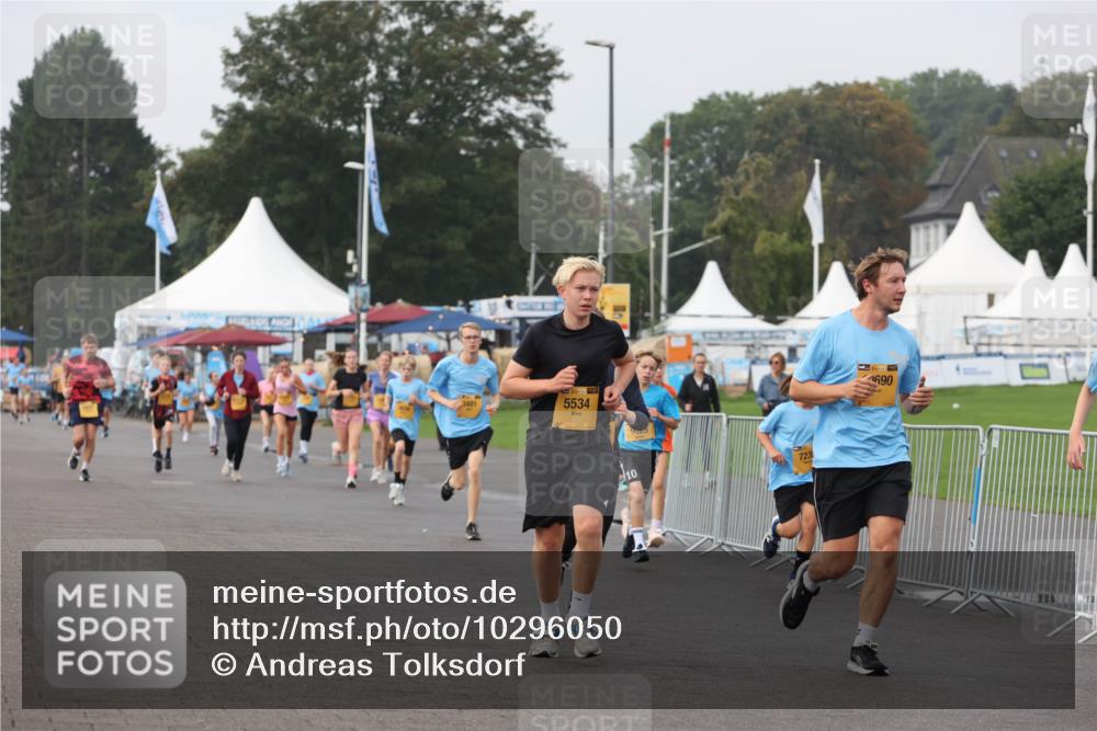 13.09.2026 - Kiel Lauf Andreas Tolksdorf http://msf.ph/oto/10296050 13.09.2026 09:23:25 Kiellinie 38, 3481, 5534, 10, 723, 1690 meine-sportfotos.de