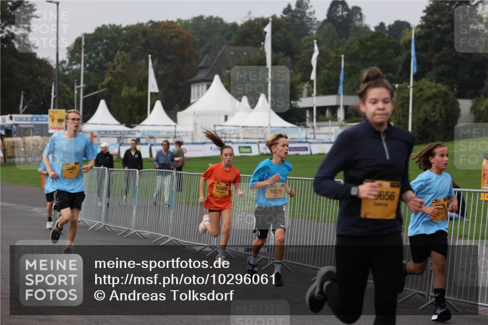 13.09.2026 - Kiel Lauf Andreas Tolksdorf http://msf.ph/oto/10296061 13.09.2026 09:23:28 Kiellinie 9825, 5656, 21, 3481, 10415, 10, 0 meine-sportfotos.de