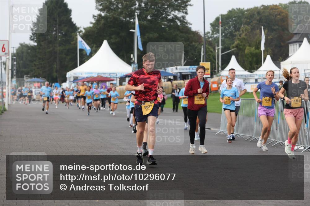 13.09.2026 - Kiel Lauf Andreas Tolksdorf http://msf.ph/oto/10296077 13.09.2026 09:23:33 Kiellinie 6, 8313, 410, 5837, 3344, 11351 meine-sportfotos.de