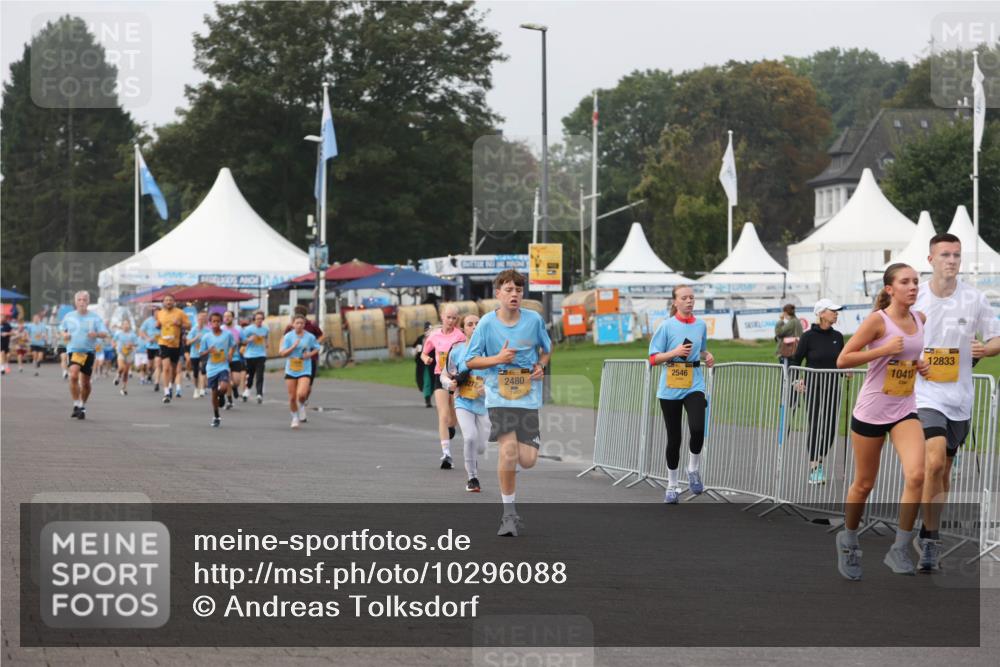 13.09.2026 - Kiel Lauf Andreas Tolksdorf http://msf.ph/oto/10296088 13.09.2026 09:23:36 Kiellinie 5272, 2546, 2480, 12833, 10413 meine-sportfotos.de