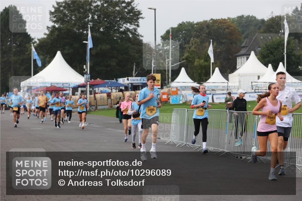 13.09.2026 - Kiel Lauf Andreas Tolksdorf http://msf.ph/oto/10296089 13.09.2026 09:23:36 Kiellinie 2480, 2546, 833, 10413 meine-sportfotos.de