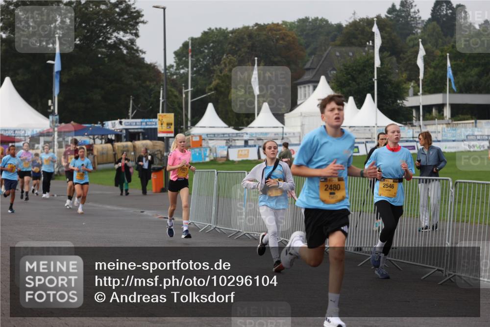 13.09.2026 - Kiel Lauf Andreas Tolksdorf http://msf.ph/oto/10296104 13.09.2026 09:23:39 Kiellinie 1927, 1, 2480, 2546 meine-sportfotos.de