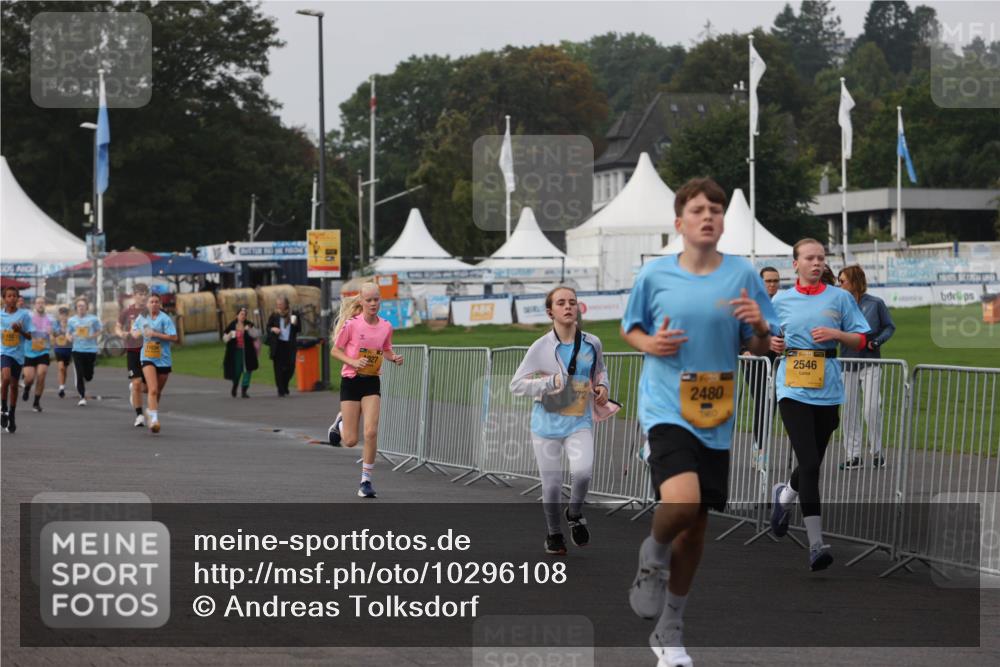 13.09.2026 - Kiel Lauf Andreas Tolksdorf http://msf.ph/oto/10296108 13.09.2026 09:23:39 Kiellinie 2480, 2546 meine-sportfotos.de