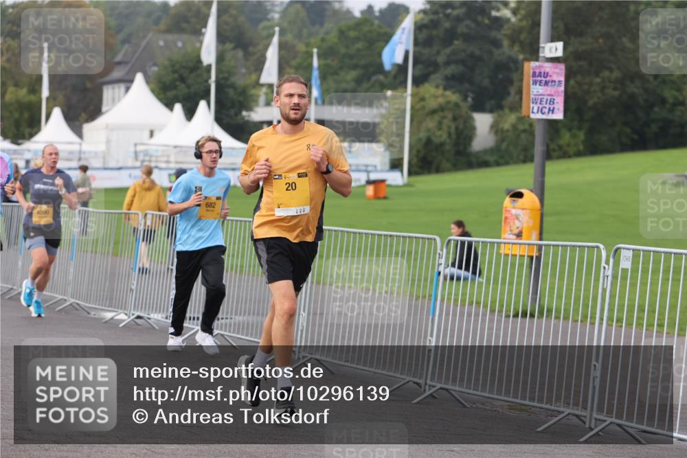 13.09.2026 - Kiel Lauf Andreas Tolksdorf http://msf.ph/oto/10296139 13.09.2026 09:23:50 Kiellinie 682, 4090, 38, 20 meine-sportfotos.de
