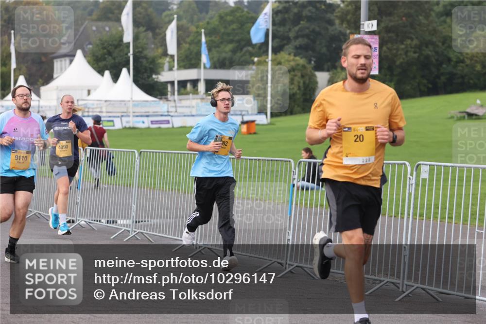 13.09.2026 - Kiel Lauf Andreas Tolksdorf http://msf.ph/oto/10296147 13.09.2026 09:23:51 Kiellinie 20, 82, 20, 4090, 39, 9110 meine-sportfotos.de