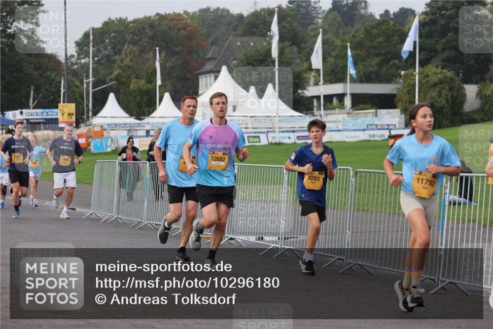 13.09.2026 - Kiel Lauf Andreas Tolksdorf http://msf.ph/oto/10296180 13.09.2026 09:23:55 Kiellinie 7431, 5869, 12682, 4283, 11792 meine-sportfotos.de