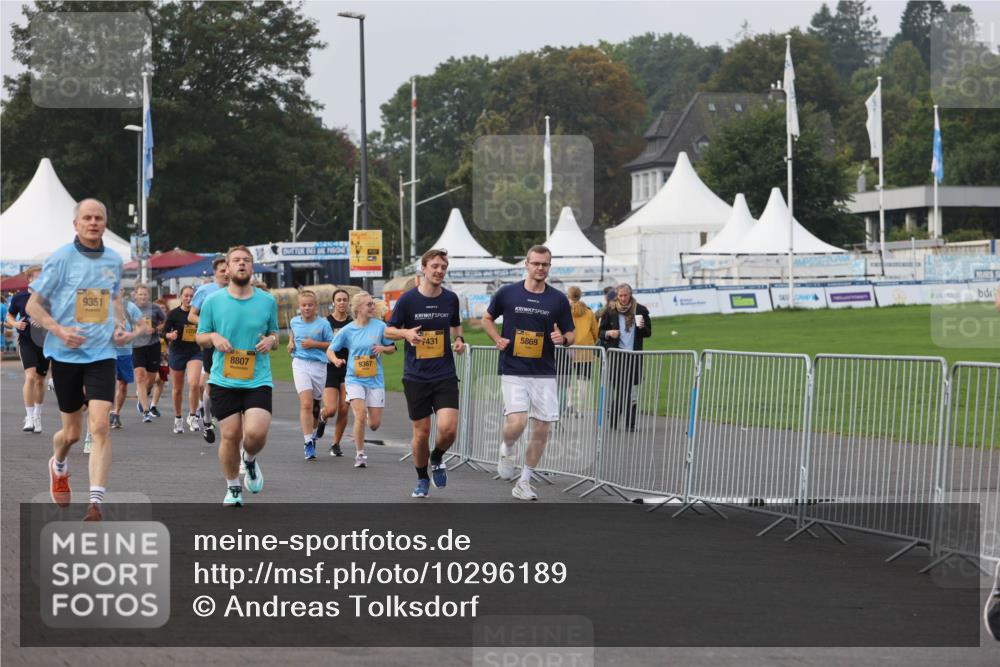 13.09.2026 - Kiel Lauf Andreas Tolksdorf http://msf.ph/oto/10296189 13.09.2026 09:23:57 Kiellinie 9351, 8807, 9367, 431, 5869 meine-sportfotos.de