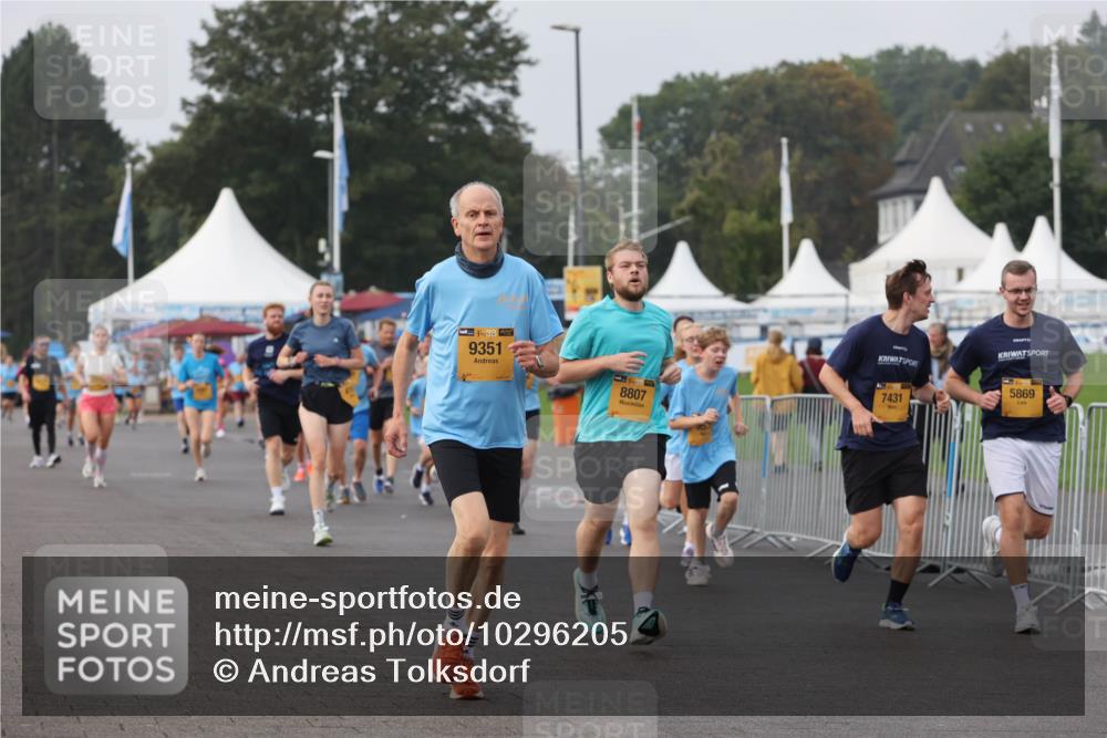13.09.2026 - Kiel Lauf Andreas Tolksdorf http://msf.ph/oto/10296205 13.09.2026 09:23:59 Kiellinie 9351, 8807, 7431, 5869 meine-sportfotos.de