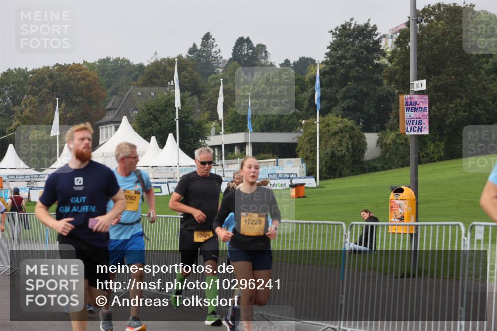 13.09.2026 - Kiel Lauf Andreas Tolksdorf http://msf.ph/oto/10296241 13.09.2026 09:24:05 Kiellinie 1782, 10825, 12225, 5, 28 meine-sportfotos.de