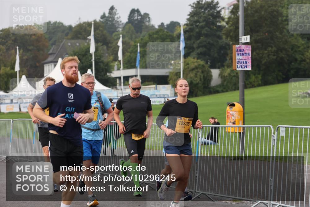 13.09.2026 - Kiel Lauf Andreas Tolksdorf http://msf.ph/oto/10296245 13.09.2026 09:24:05 Kiellinie 10825, 38, 12225 meine-sportfotos.de