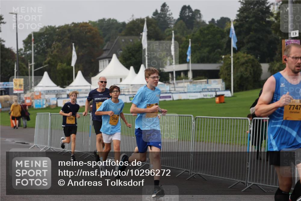 13.09.2026 - Kiel Lauf Andreas Tolksdorf http://msf.ph/oto/10296272 13.09.2026 09:24:11 Kiellinie 6209, 97, 3143, 1, 39, 7747 meine-sportfotos.de