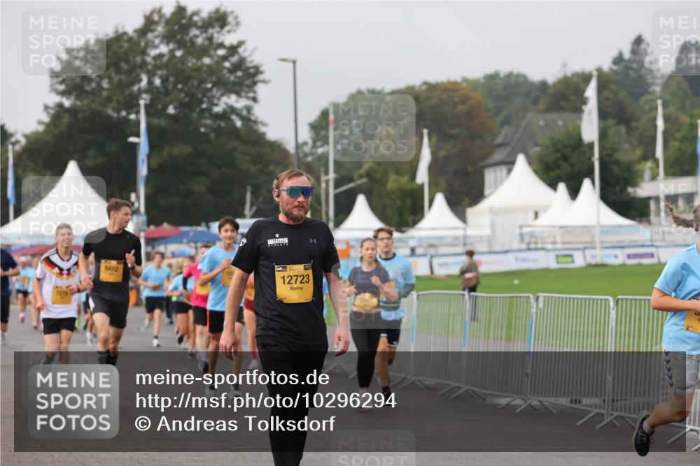 13.09.2026 - Kiel Lauf Andreas Tolksdorf http://msf.ph/oto/10296294 13.09.2026 09:24:15 Kiellinie 7216, 8482, 38, 12723 meine-sportfotos.de