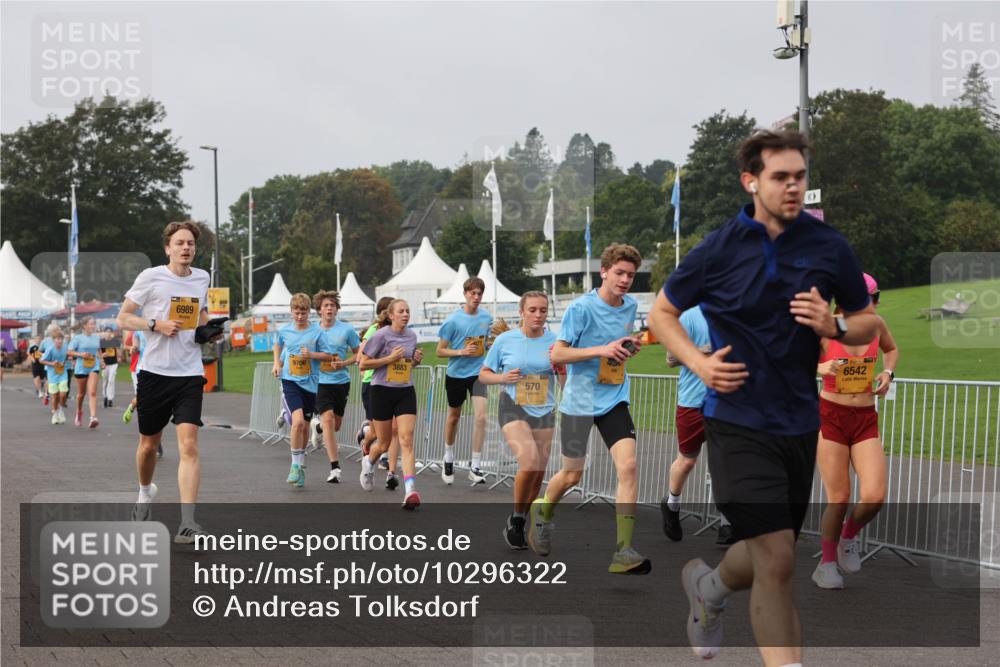13.09.2026 - Kiel Lauf Andreas Tolksdorf http://msf.ph/oto/10296322 13.09.2026 09:24:23 Kiellinie 6989, 9706, 3883, 570, 6542 meine-sportfotos.de