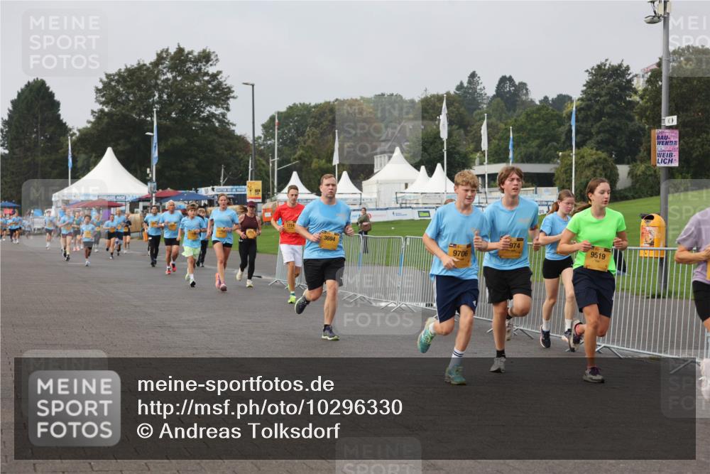 13.09.2026 - Kiel Lauf Andreas Tolksdorf http://msf.ph/oto/10296330 13.09.2026 09:24:26 Kiellinie 3724, 974, 3694, 9706, 9519 meine-sportfotos.de