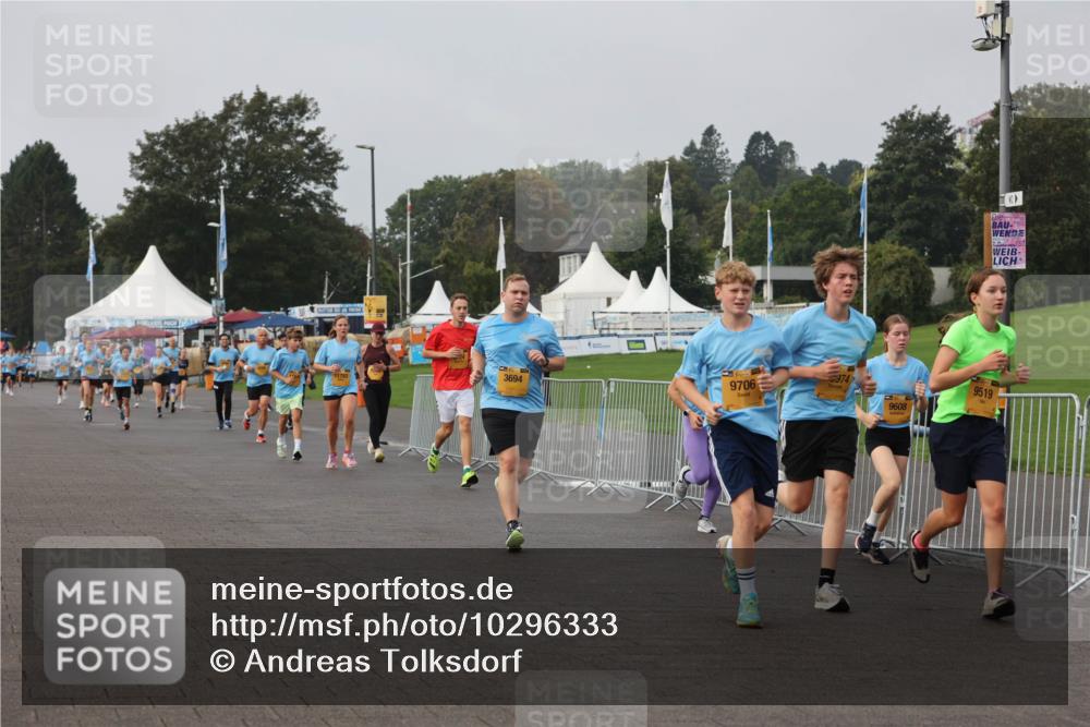 13.09.2026 - Kiel Lauf Andreas Tolksdorf http://msf.ph/oto/10296333 13.09.2026 09:24:26 Kiellinie 11793, 3694, 974, 9706, 9519, 9608 meine-sportfotos.de