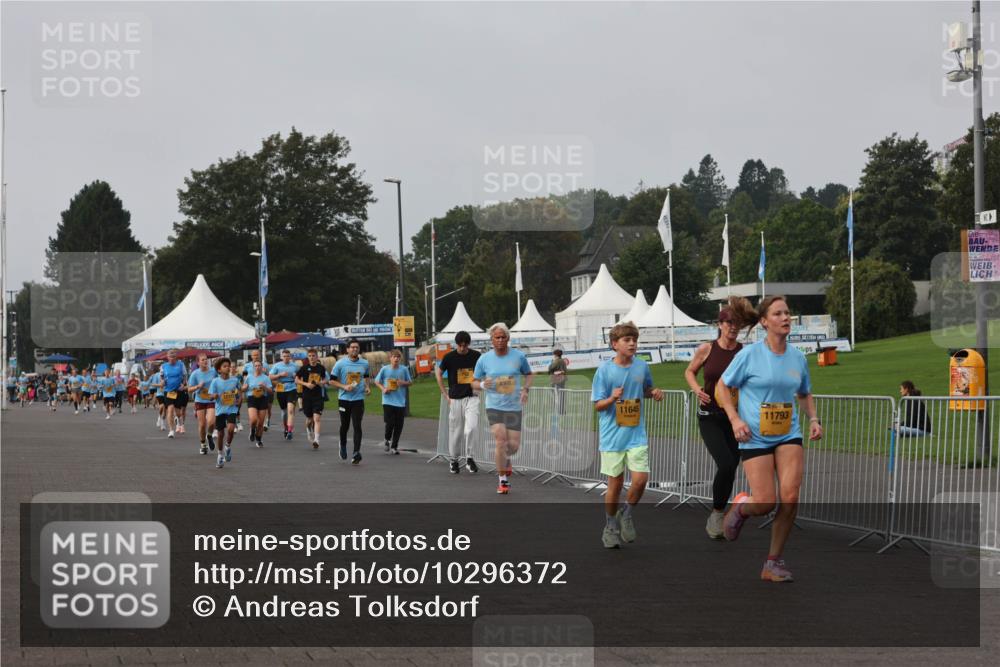 13.09.2026 - Kiel Lauf Andreas Tolksdorf http://msf.ph/oto/10296372 13.09.2026 09:24:31 Kiellinie 11645, 11793 meine-sportfotos.de