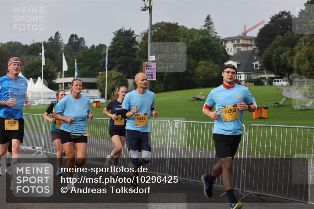 13.09.2026 - Kiel Lauf Andreas Tolksdorf http://msf.ph/oto/10296425 13.09.2026 09:24:43 Kiellinie 713, 4548, 726, 39, 6213, 39, 10303 meine-sportfotos.de