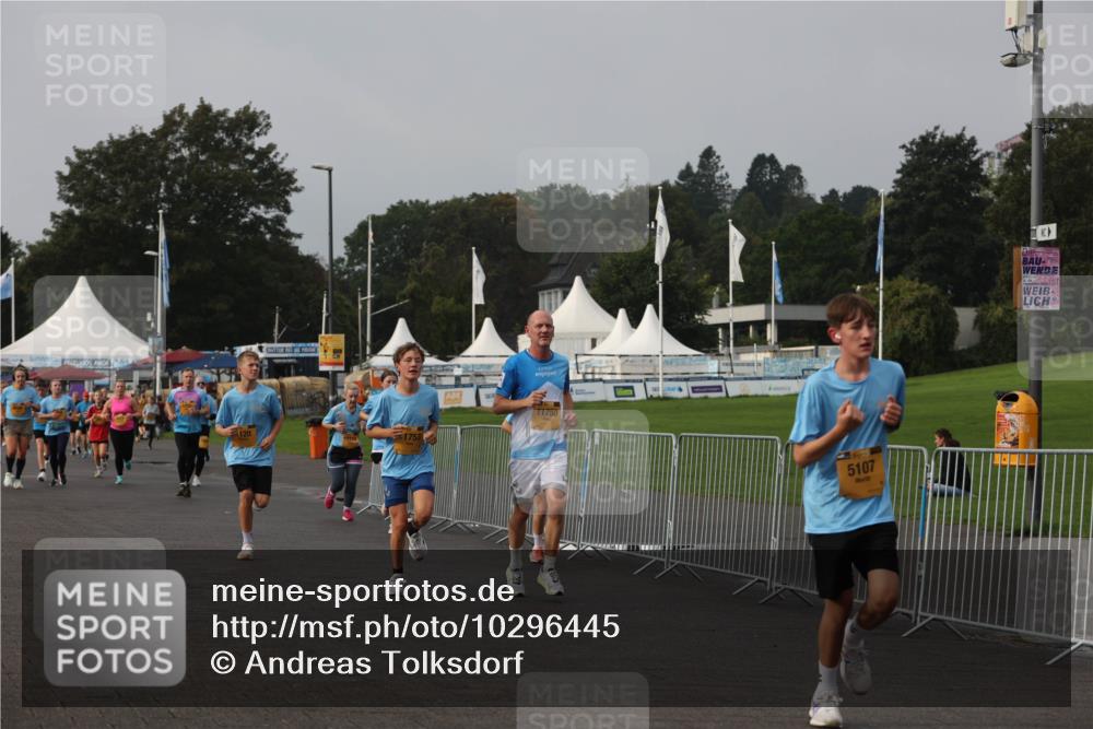 13.09.2026 - Kiel Lauf Andreas Tolksdorf http://msf.ph/oto/10296445 13.09.2026 09:24:46 Kiellinie 120, 11750, 5107 meine-sportfotos.de